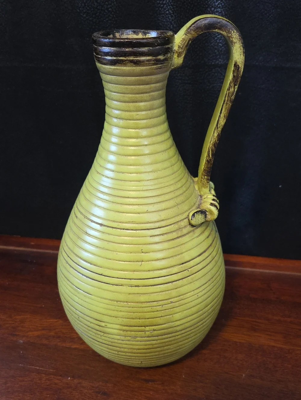 Kirklands stylish green